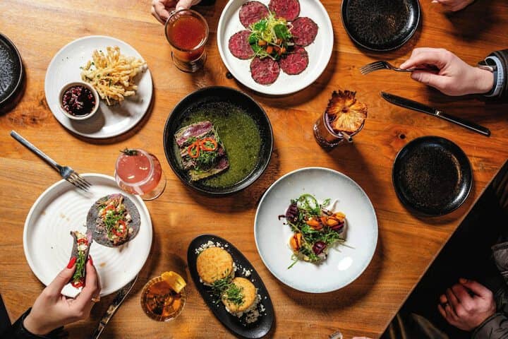 Dining 77 of 145