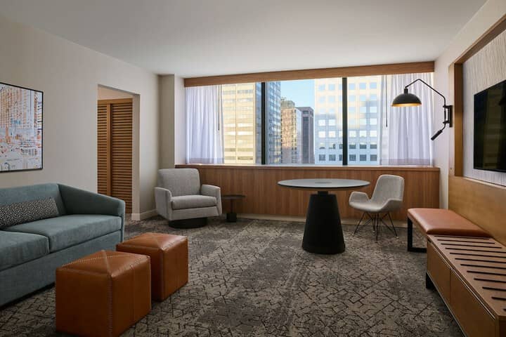 Room 35 of 145