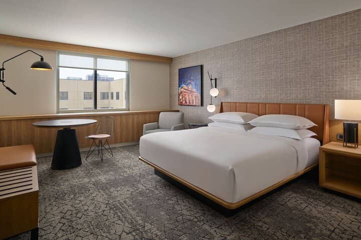 Room 25 of 145
